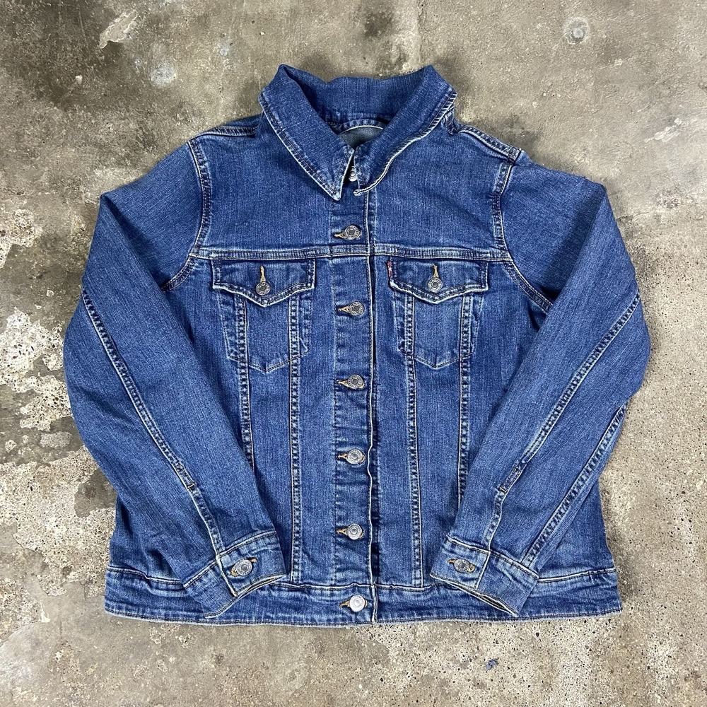 Levi's Jean Jacket Women's Size 1X Blue Denim Medium Wash Button Down Casual